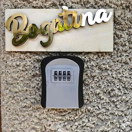 богатина Guest house 4*